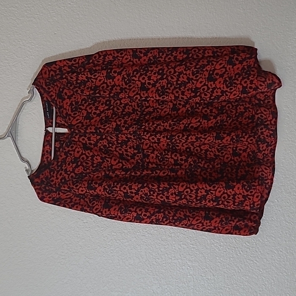 𝅺lane Bryant Red Black V Neck Blouse 14/16 - Picture 1 of 8